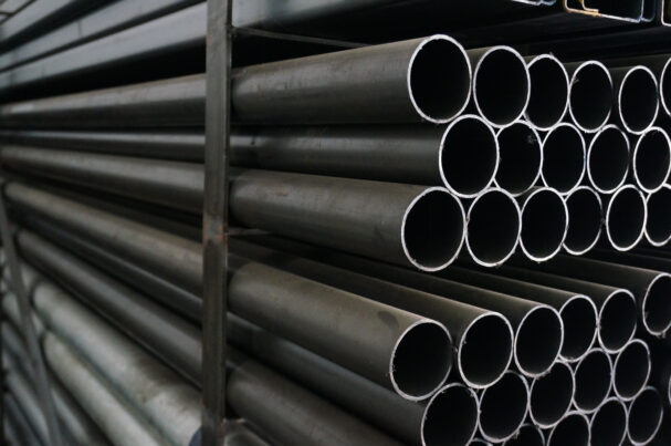 PE0721_black-steel-pipe.jpg