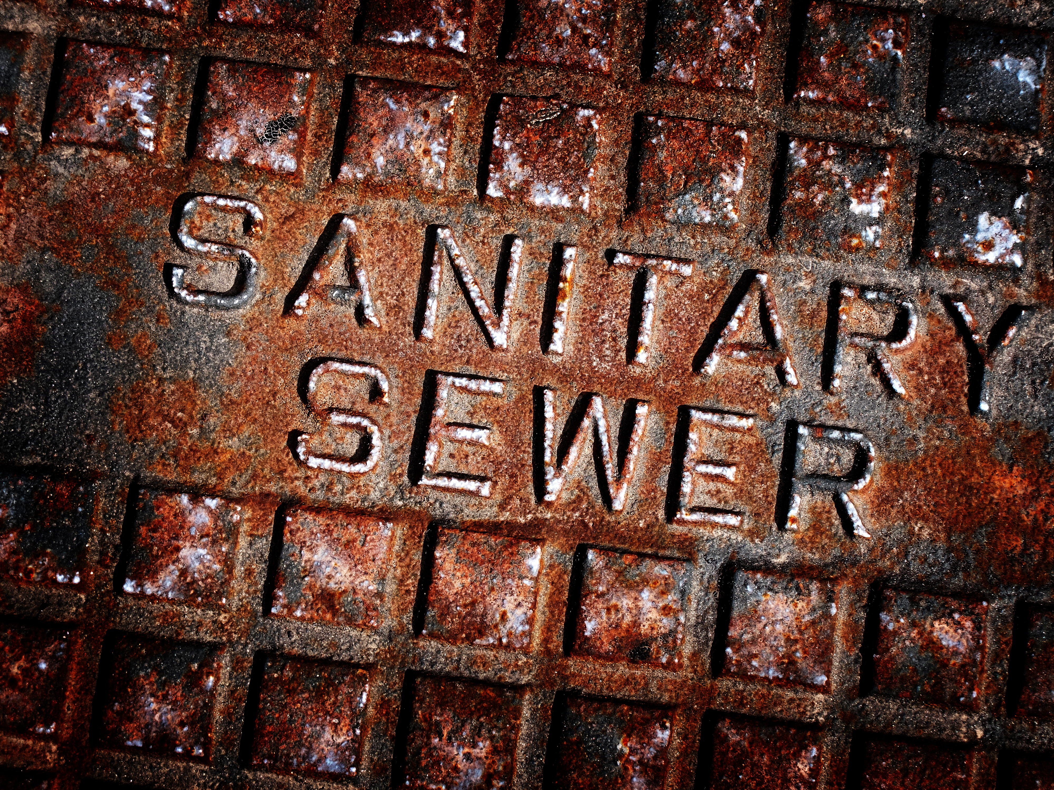 PE0322_sanitary-sewer-manhole.jpg