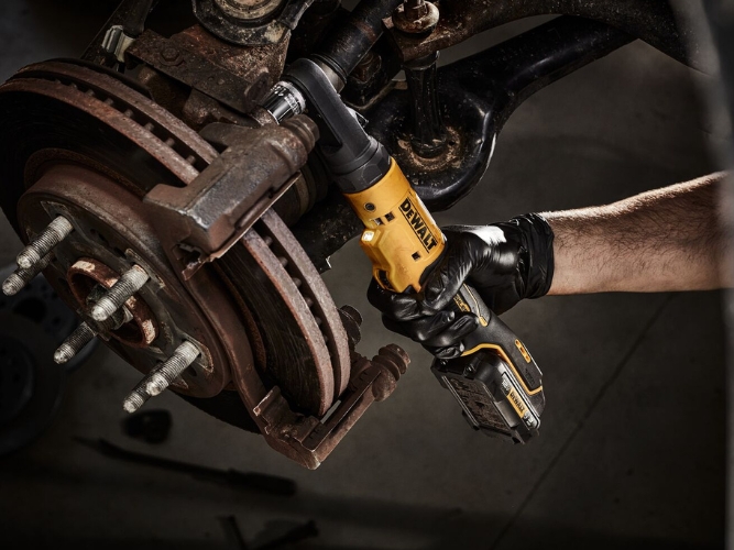 Dewalt max online xr