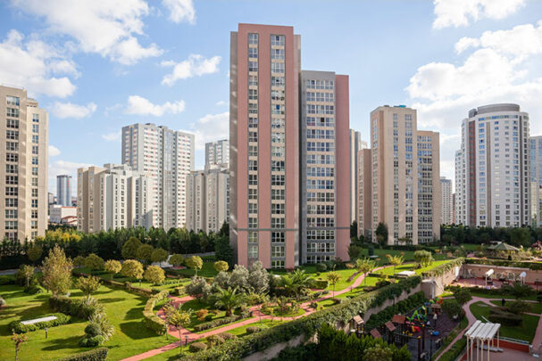 PE1124_high-rise apartment buildings.jpg