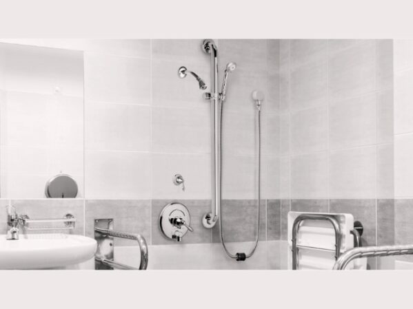 Chicago Faucets Enhanced Auto-Drain Shower System.jpg