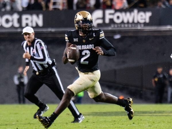 Shedeur Sanders Wins 2024 Johnny Unitas Golden Arm Award Presented by A. O. Smith.jpg