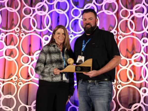 SMACNA Names Chris Hronek of Tweet-Garot Mechanical as 2024 Innovator of the Year.jpg