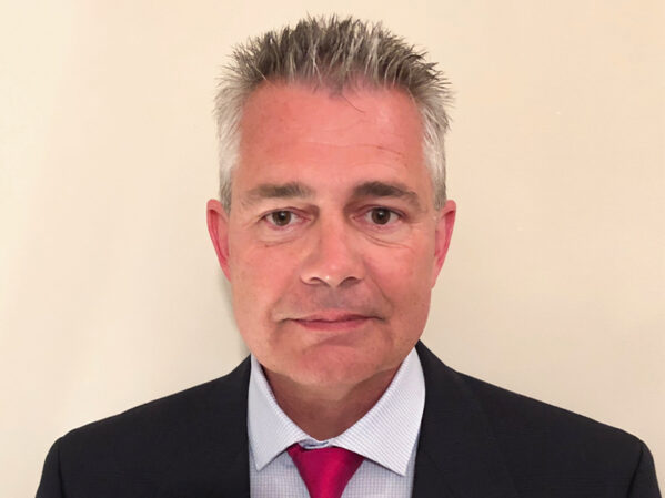 Fujitsu Promotes Dennis Stinson to Director of National Accounts