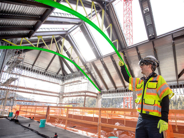 Trimble, Microsoft Introduce Mixed Reality Hardhat with HoloLens 2